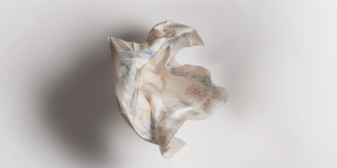 Carré en twill de soie imprimé