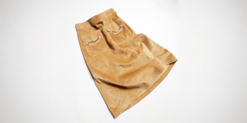 Jupe en daim avec détail de chaîne