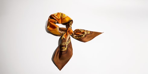 Reversible printed silk twill carré