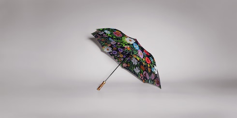 Nylon foldable umbrella with Gucci Flora print
