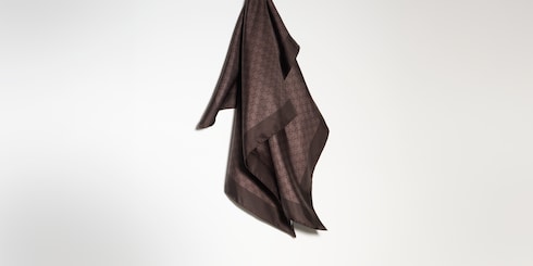 Vierecktuch aus GG Seidentwill-Jacquard