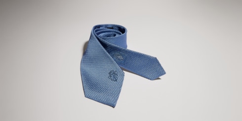 Silk tie with embroidery