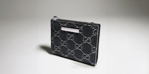 Small wallet with Gucci plaque