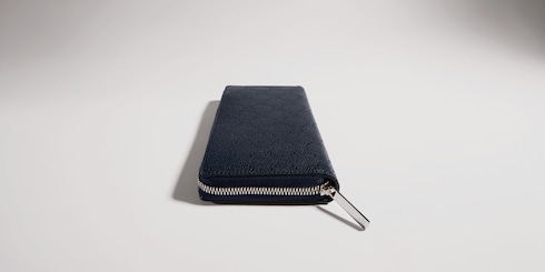 Aria zip around wallet
