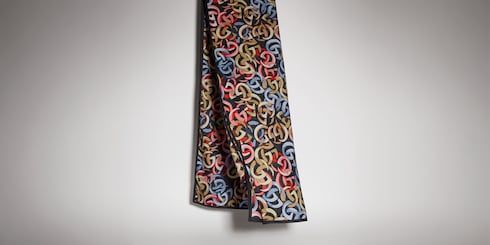 Estola de jacquard de algodón y seda con Doble G de Gucci