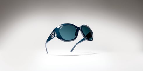 Sonnenbrille mit geometrischem Rahmen