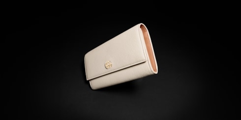 日本限定 ダブルG バイカラー コンチネンタルウォレット