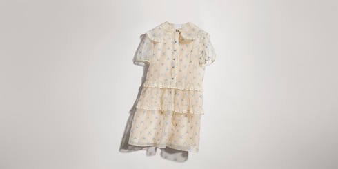 Robe pour enfant en soie brodée