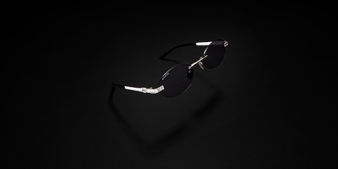 Sonnenbrille mit ovalem Rahmen