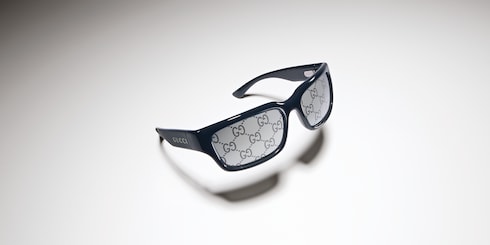 Gafas de sol con montura rectangular