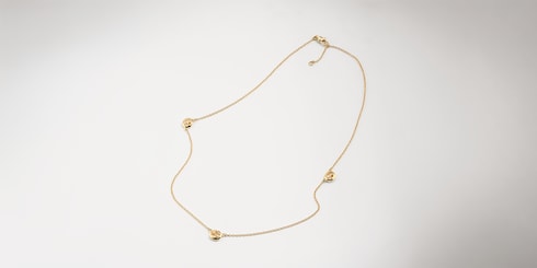Gucci Interlocking Halskette mit Anhänger 18 Karat