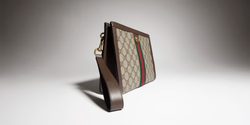 Cartera de mano Ophidia tamaño mediano