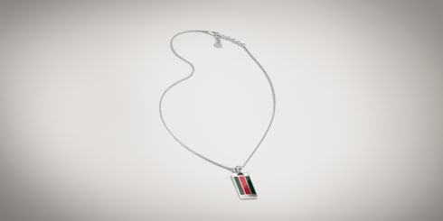 Collar de cadena con colgante Web