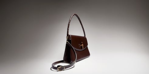 Medium top handle bag with bamboo