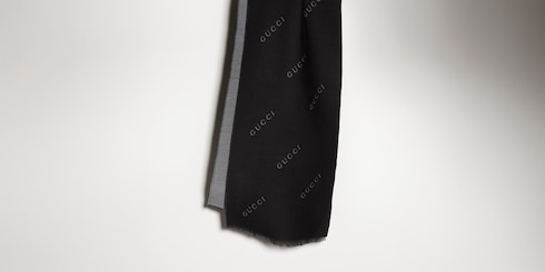 Pañuelo de seda y lana de jacquard Gucci
