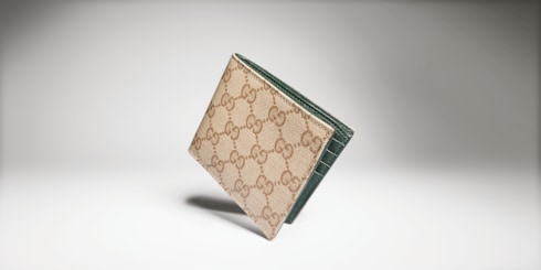 Gucci Essence Classic系列双折钱包