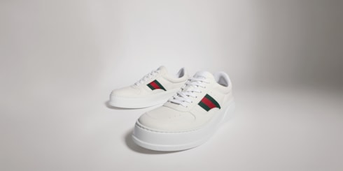 Zapatilla con suela gruesa para hombre