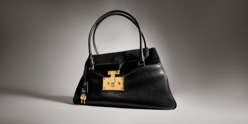 Large tote bag with lock