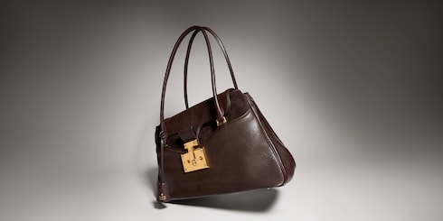 Large tote bag with lock