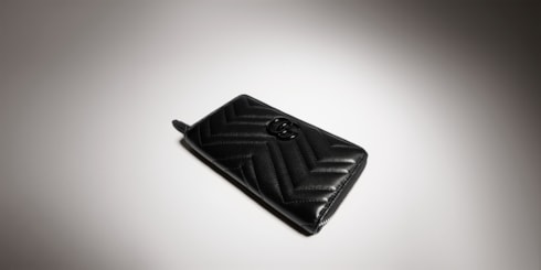 GG Marmont zip around wallet