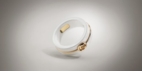 Anello Gucci Interlocking con zirconia
