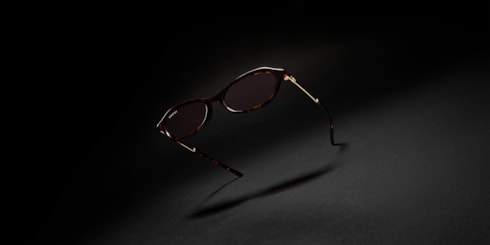 Oval-frame sunglasses