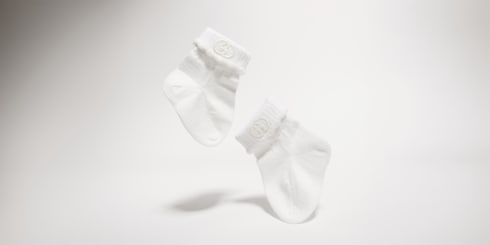 Babysocken aus Baumwolle mit Stickerei