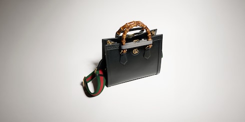 Mittelgroßer Gucci Diana Shopper