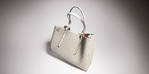 GG Emblem large tote bag