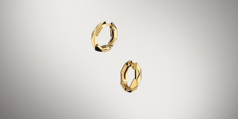 أقراط Gucci Link to Love مسامير ذهب 18