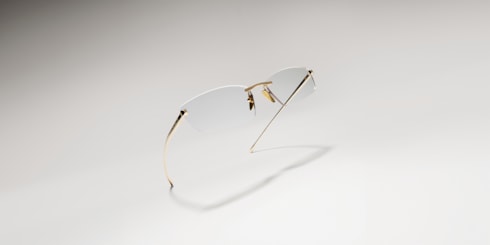 Geometric shape sunglasses