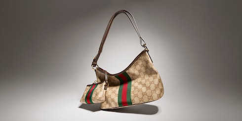 Mittelgroße Schultertasche mit Web