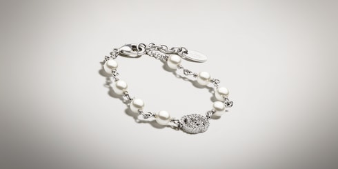 Pearl and crystal charm bracelet