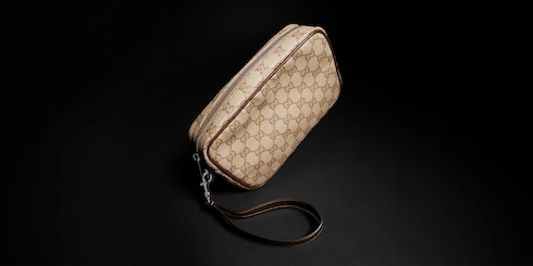Gucci Essence Classic small pouch