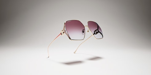 グッチ アイウェアオーバーサイズ スクエア サングラス | GUCCI® JP
