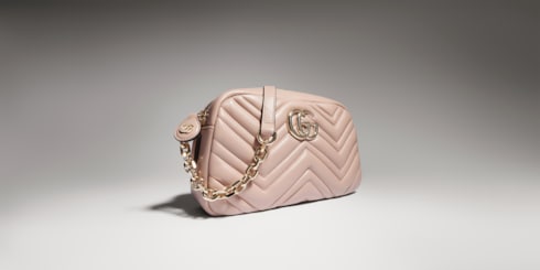حقيبة الكاميرا GG Marmont صغيرة الحجم