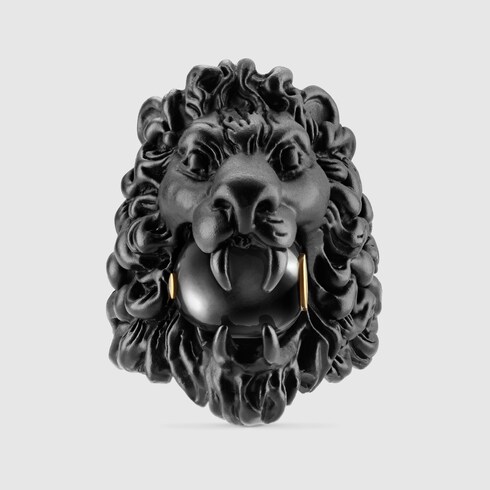 Lion head ring with glass pearl