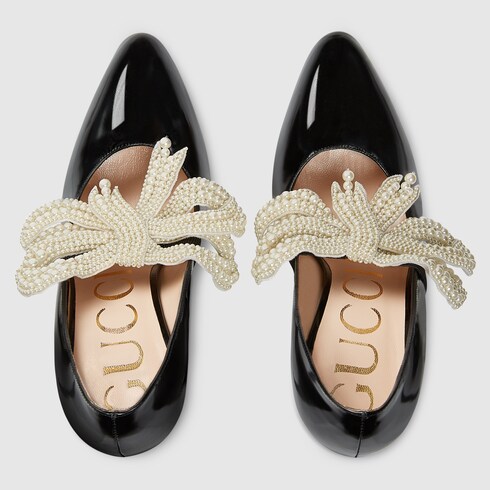 Gucci Leather Pump With Pearl Bow In Black - Gucci Leather Pump With Pearl Bow Gucci Leather Pump With Pearl Bow In Black - Gucci Leather Pump With Pearl Bow