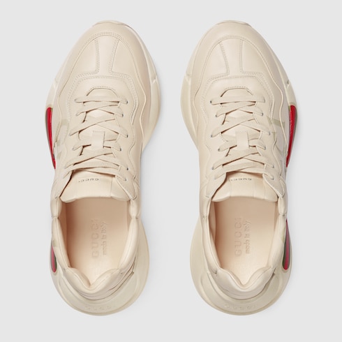 Rhyton Herrensneaker aus Leder mit Gucci Logo