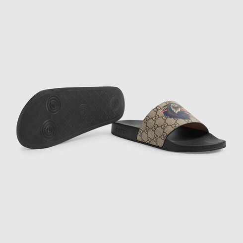 Gucci GG Supreme slide with wolf Detail 3 | Sneakers men fashion, Gentleman shoes, Fur ankle boots