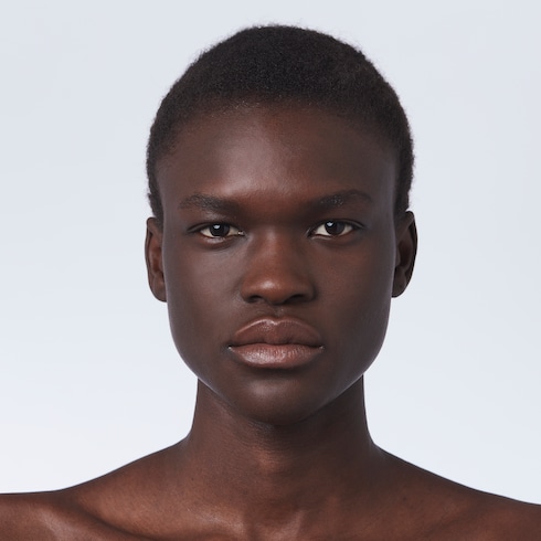 206 Katrin Sand, Rouge à Lèvres Voile Lipstick