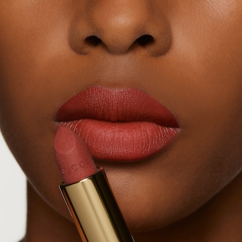 gucci 505 lipstick