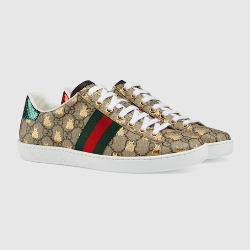 Gucci Ace Damen-Sneaker aus GG Supreme mit Bienen in beige 