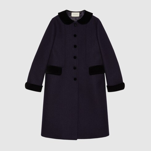 Gucci Wool coat with velvet details. 4