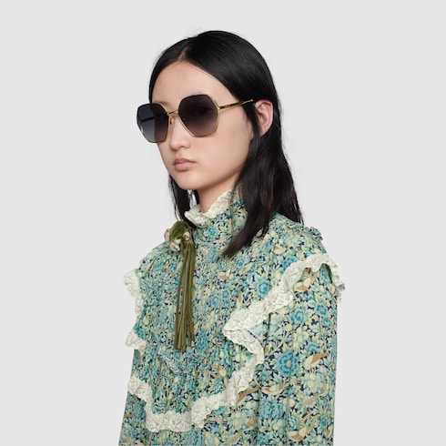 Specialized fit round-frame sunglasses