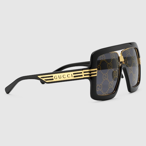 Empuje Recurso Fontanero Gafas de sol cuadradas con lentes GG en negro y gris | GUCCI® LU