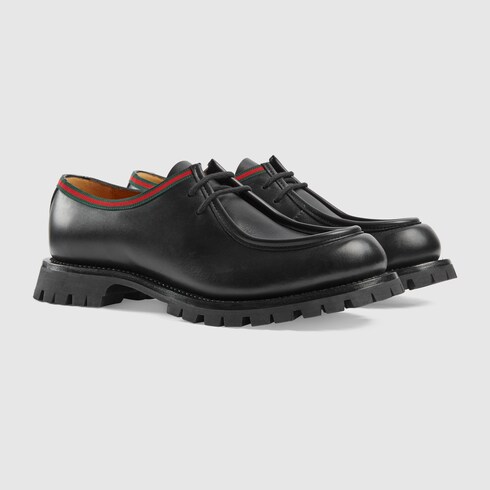 Gucci Men's lace-up shoe. 2 Gucci Men's lace-up shoe. 2