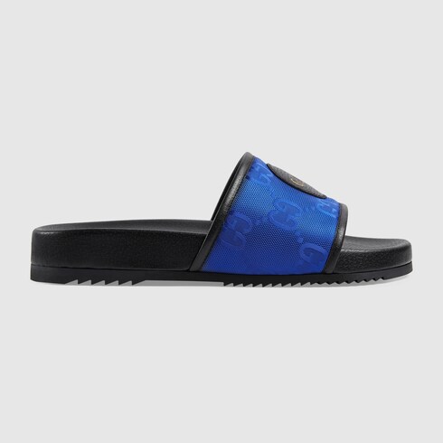 Gucci Off The Grid Herrenpantolette in blaues GG ECONYL® | GUCCI® CH