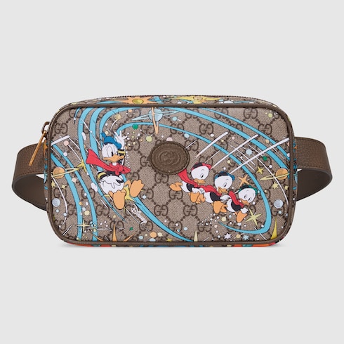 Gucci Disney x Gucci Donald Duck print belt bag. 4 Gucci Disney x Gucci Donald Duck print belt bag. 4