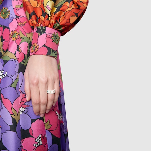 خاتم Icon عيار 18 قيراطاً مرصّع بأحجار كريمة